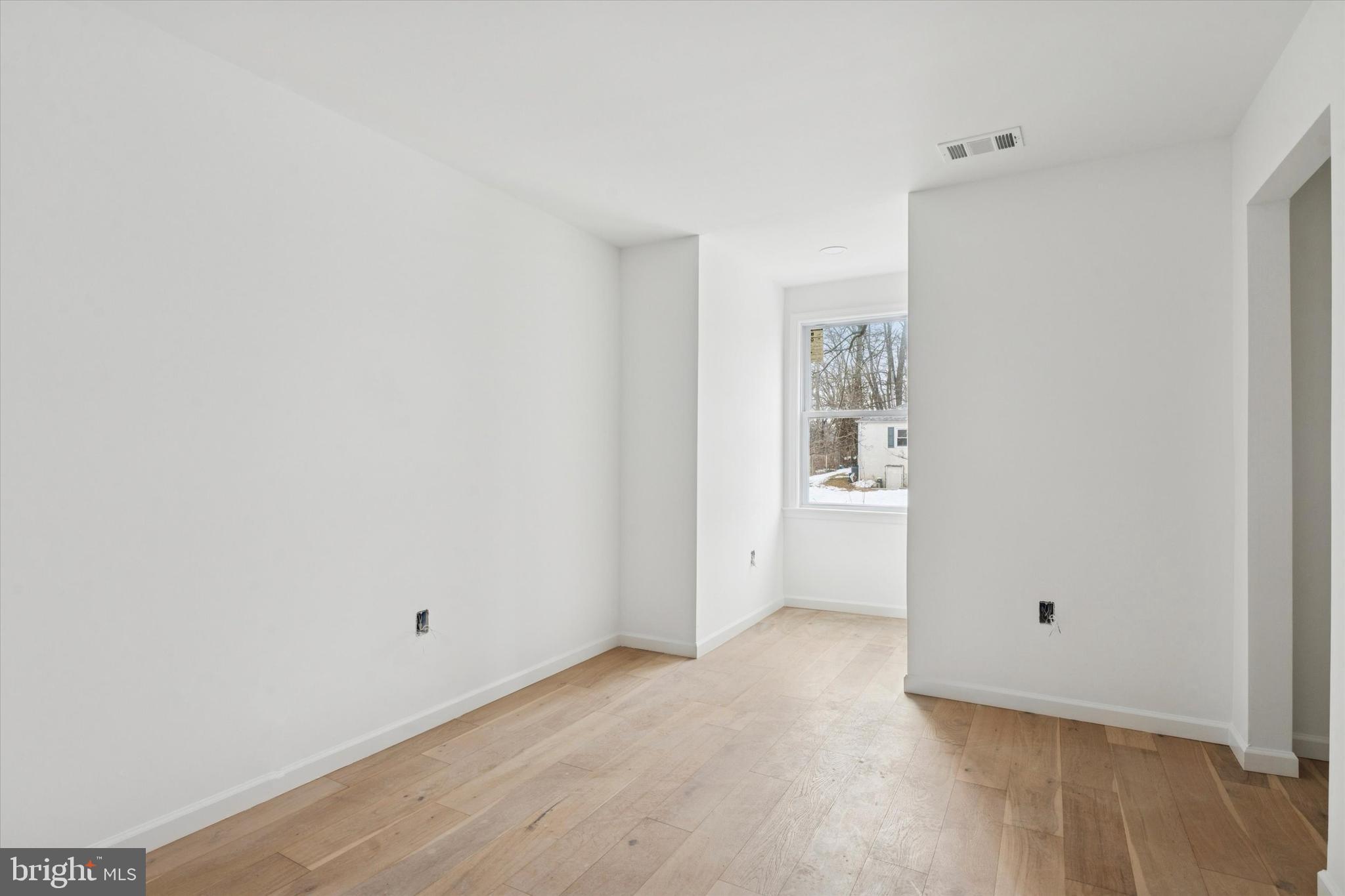 LINWOOD - Residential