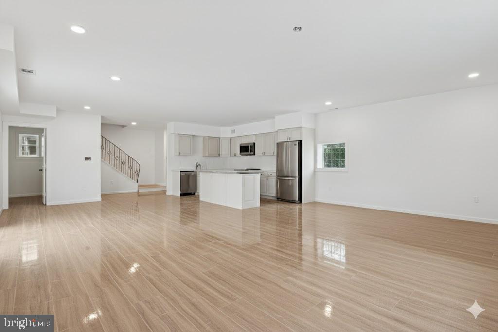 LINWOOD - Residential