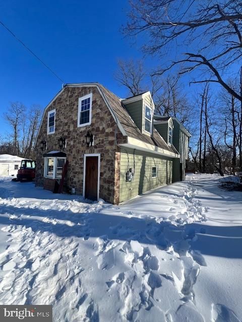 2034 LOCUST STREET MARCUS HOOK PA 19061