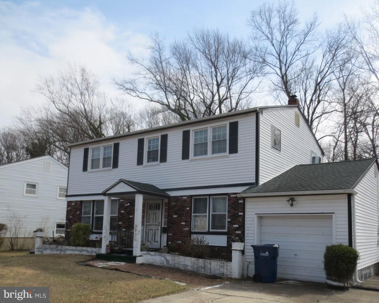 717 SUNSET DRIVE