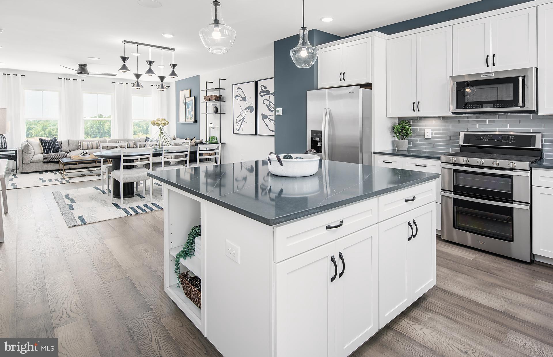 POTOMAC SHORES - Residential