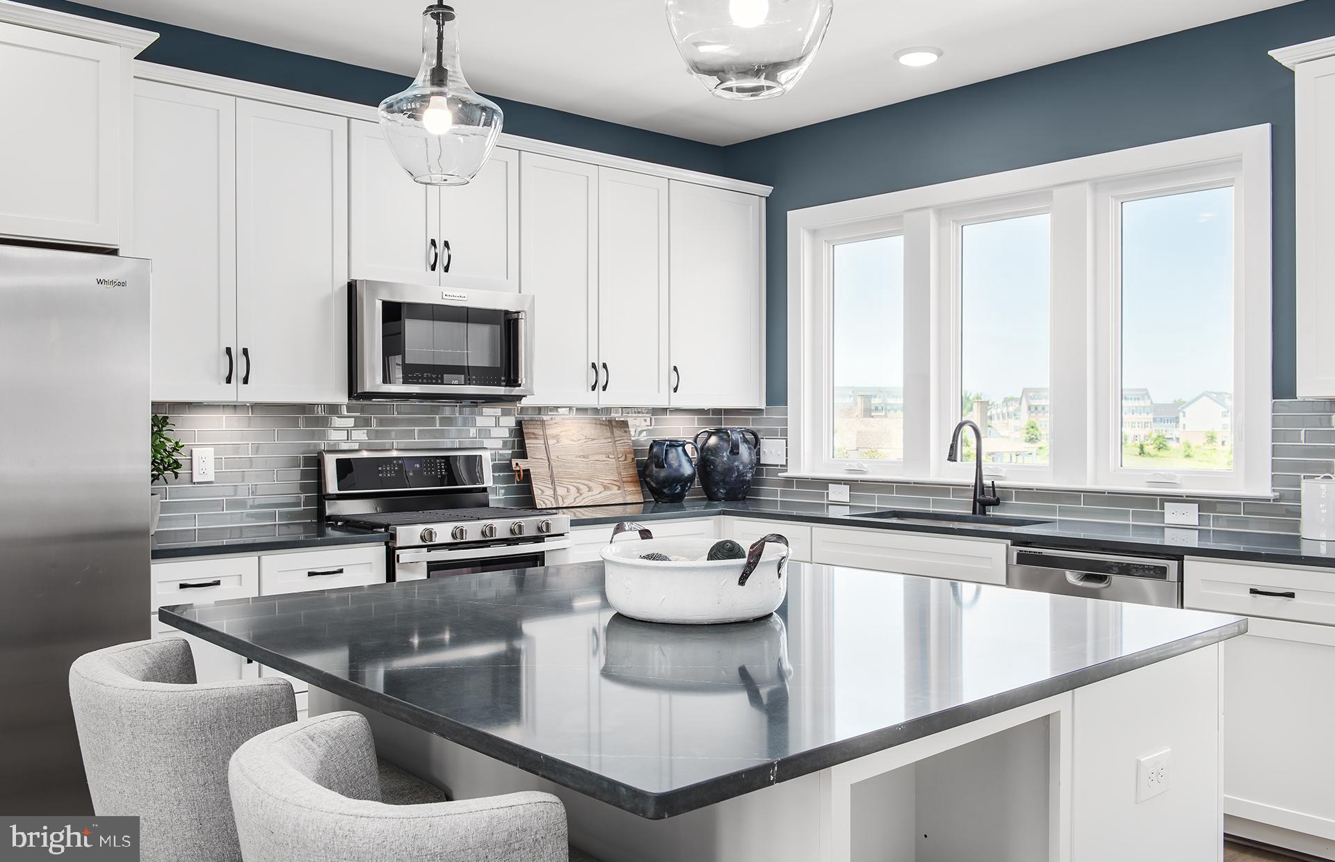 POTOMAC SHORES - Residential