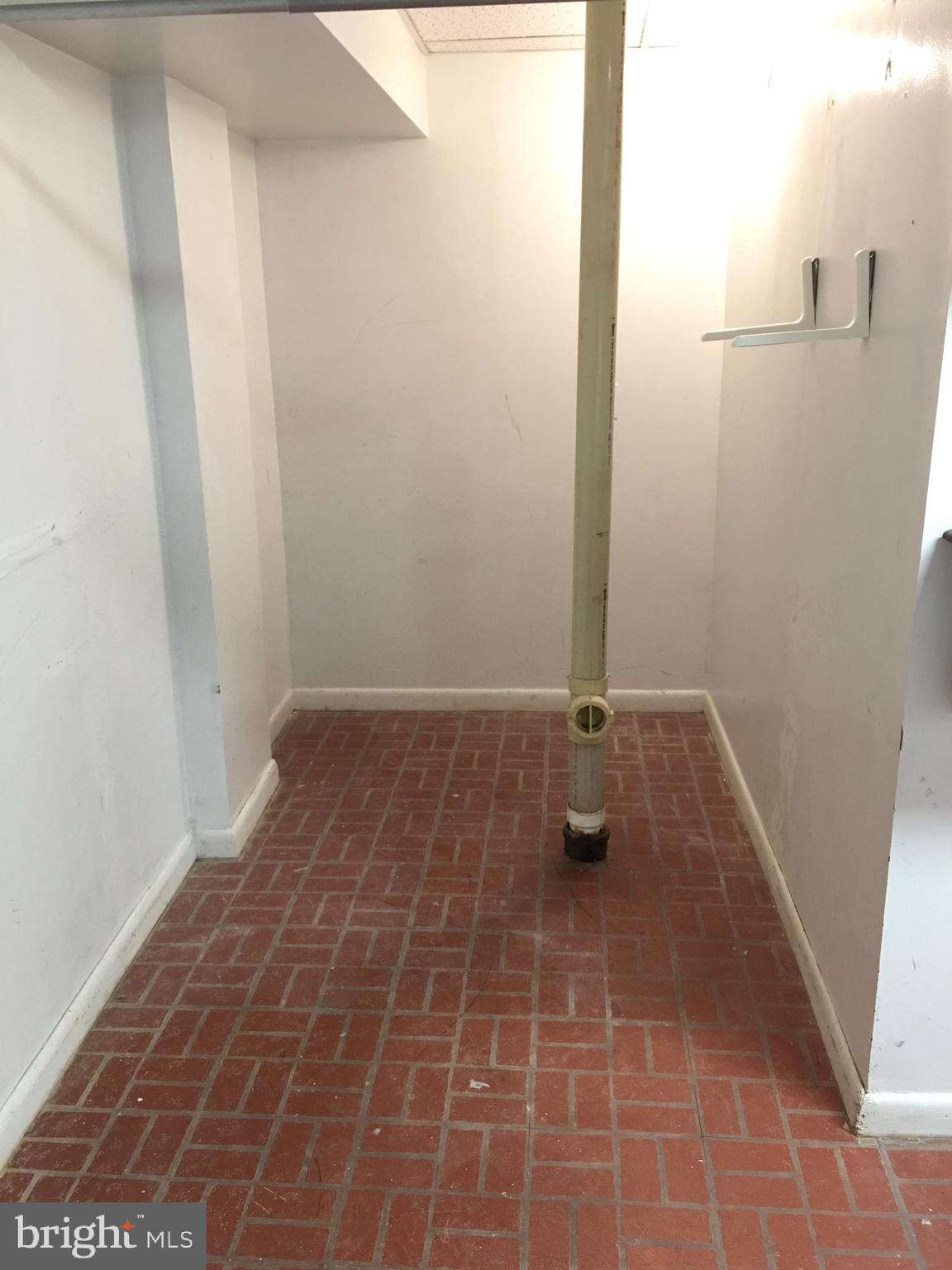 QUAIL MEADOWS TOWNHOUSES - Residential