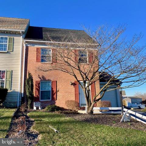 Beautiful End Unit Townhouse-Hempfield Schools!
This 3 bedroom, 1.5 bathroom home is in excellent condition and has been very well maintained!
Attached garage, large yard and spacious rear patio.
The kitchen has been upgraded with stainless steel appliances, crown molding, decorative tile backsplash and lighting.
Full bathroom and 2 bedrooms on the second floor, 3rd bedroom loft on third floor with skylight and large closet.
Very nice fully finished basement with a separate area for entertaining and pub counter.
Tenant pays all utilities. Pets negotiable.
Applications and a video walk-through are available via our website. Contact Hometown Property Management Services for details and appointments.