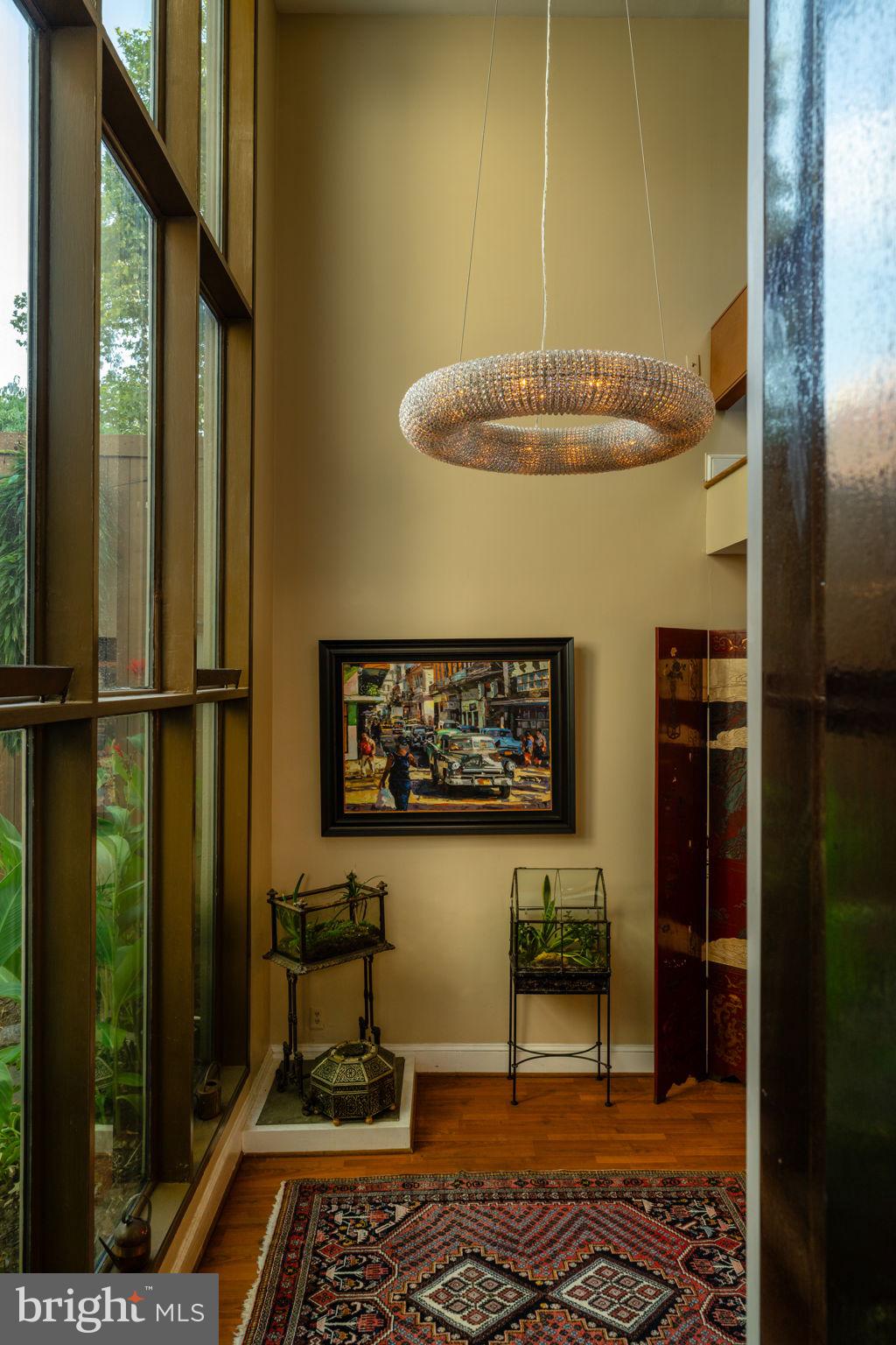 ART MUSEUM AREA - Residential