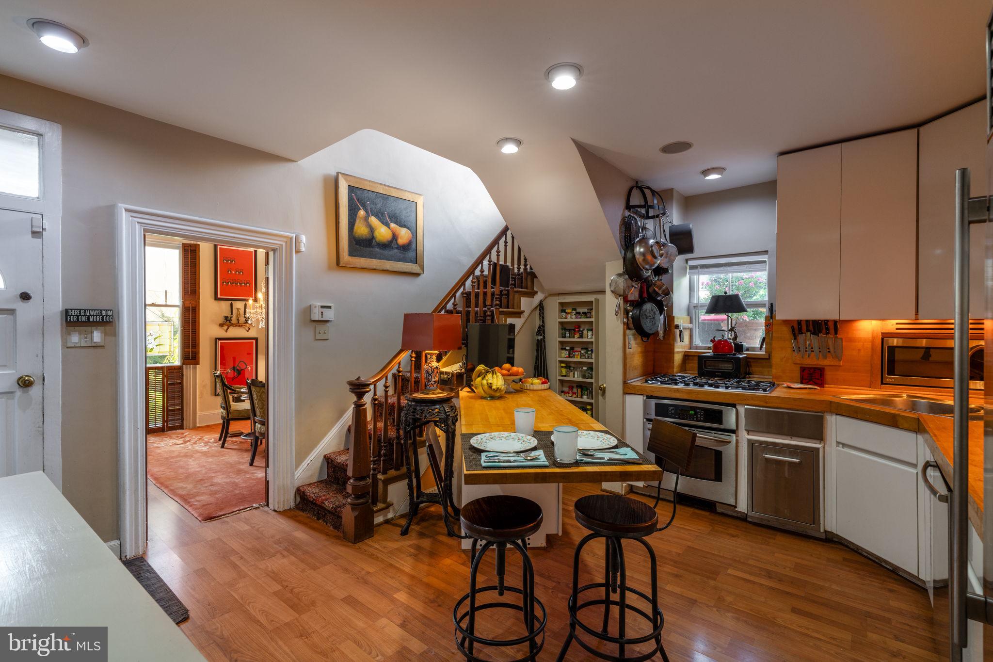 ART MUSEUM AREA - Residential
