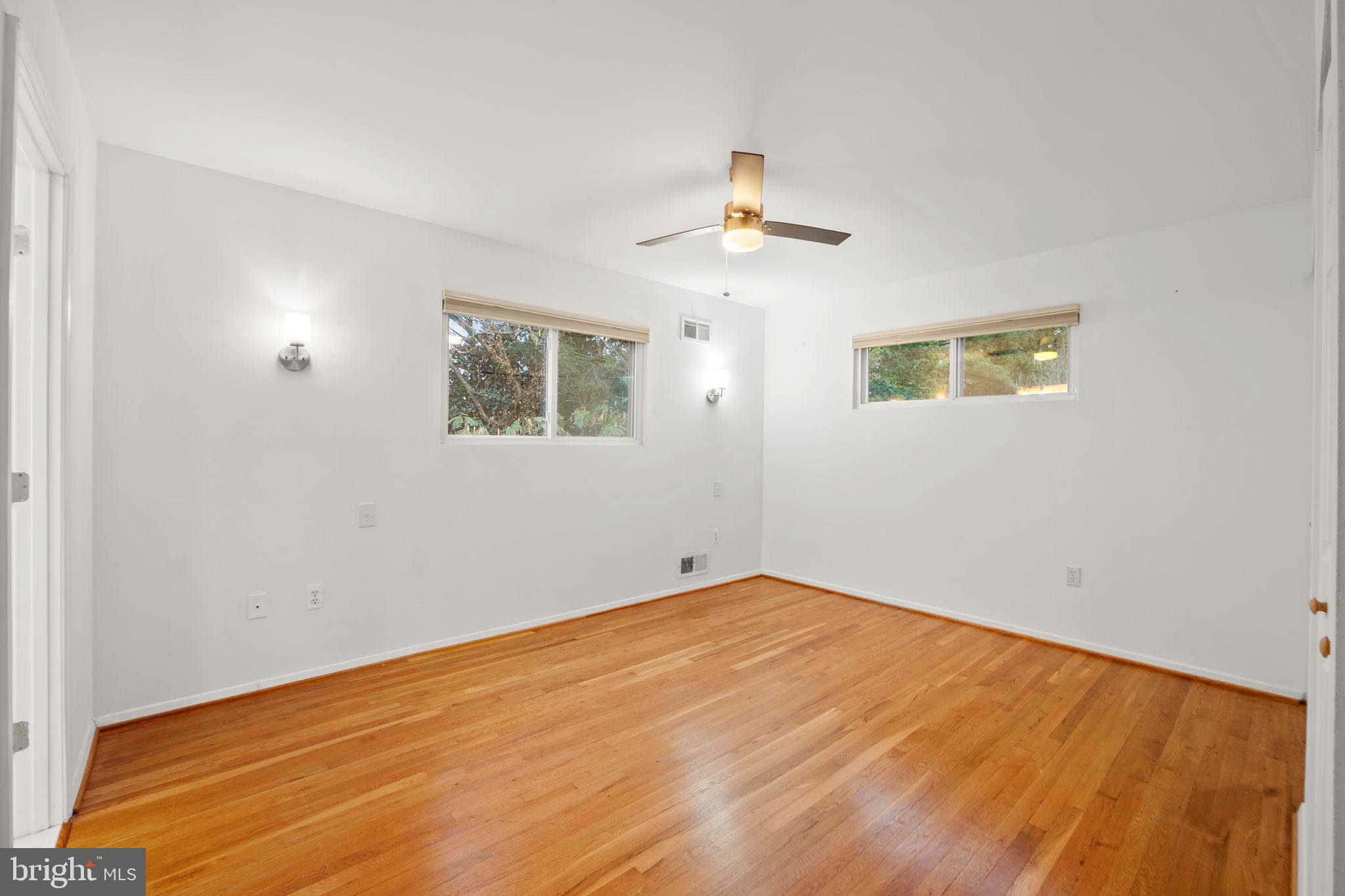 HUNGERFORD - Residential Lease