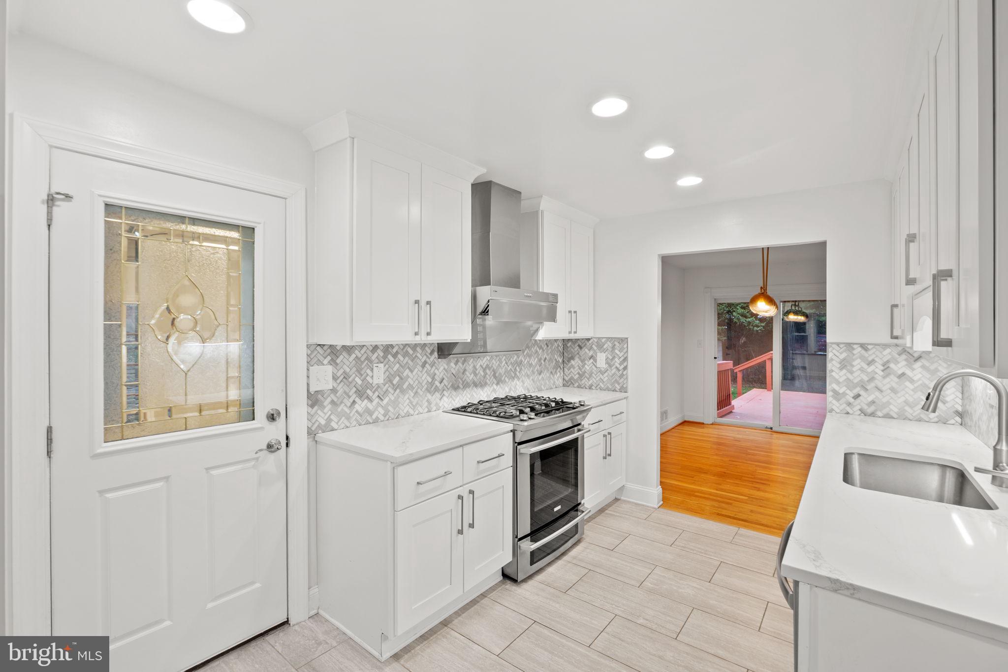 HUNGERFORD - Residential Lease