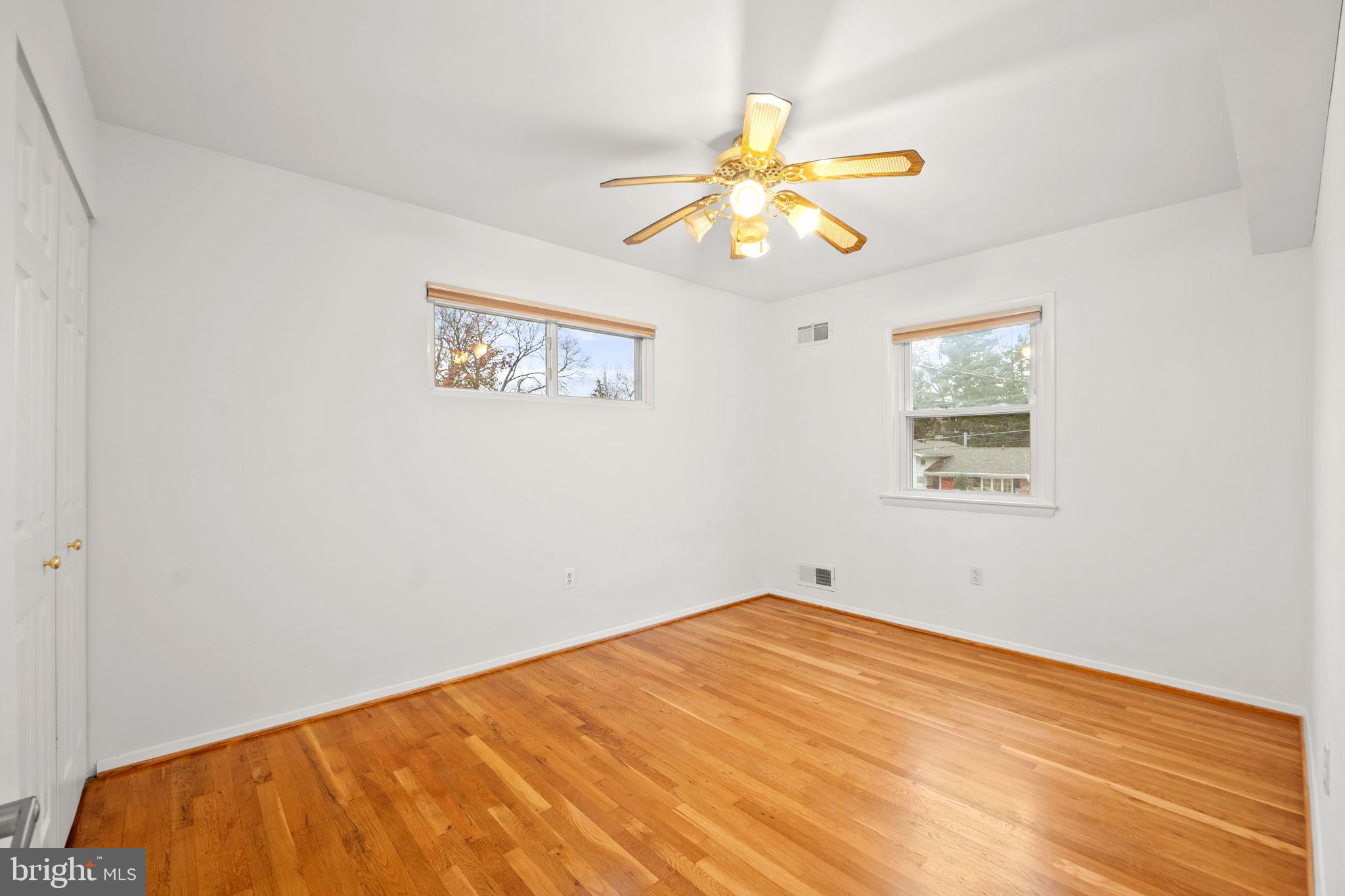 HUNGERFORD - Residential Lease