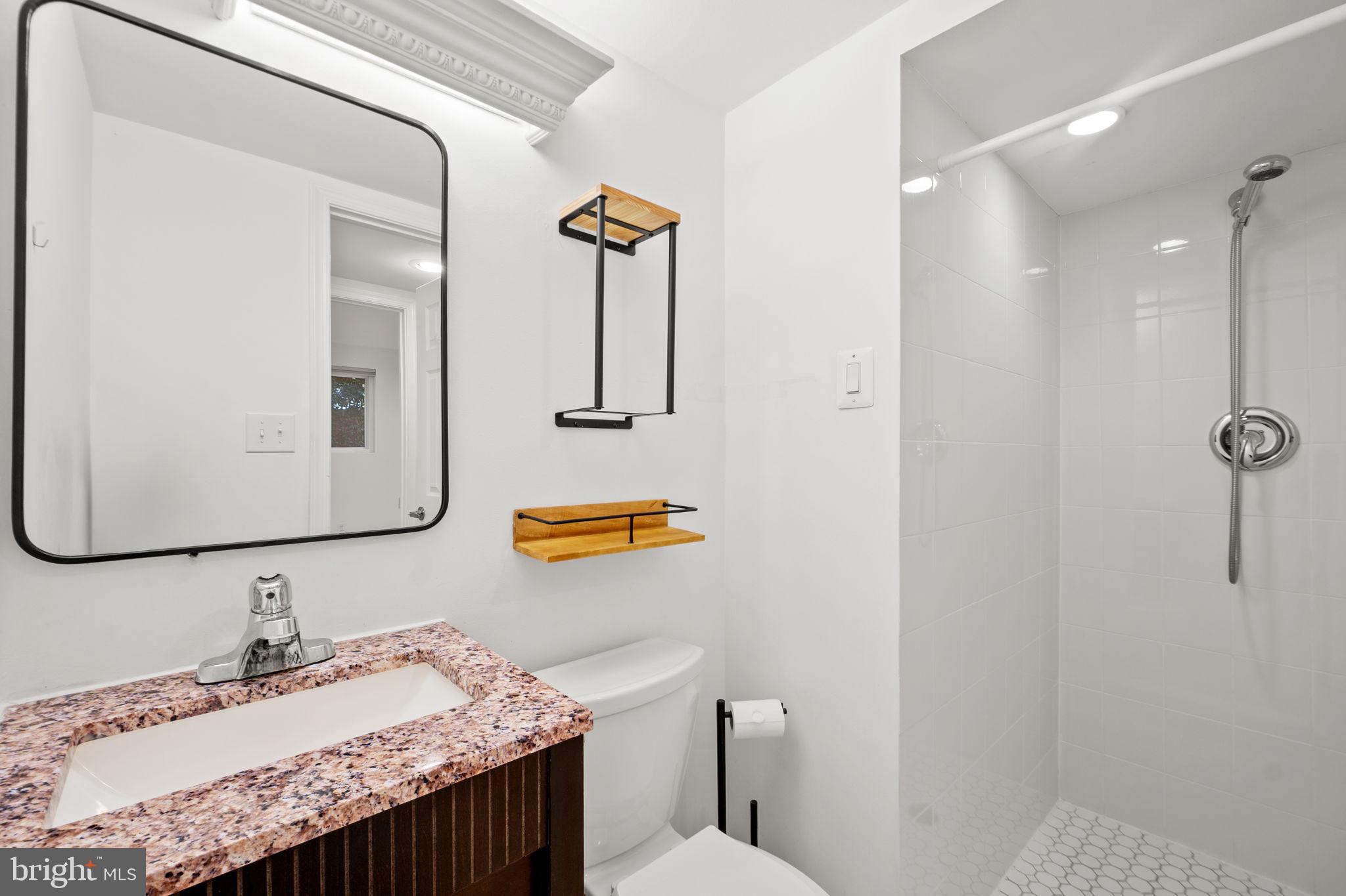 HUNGERFORD - Residential Lease