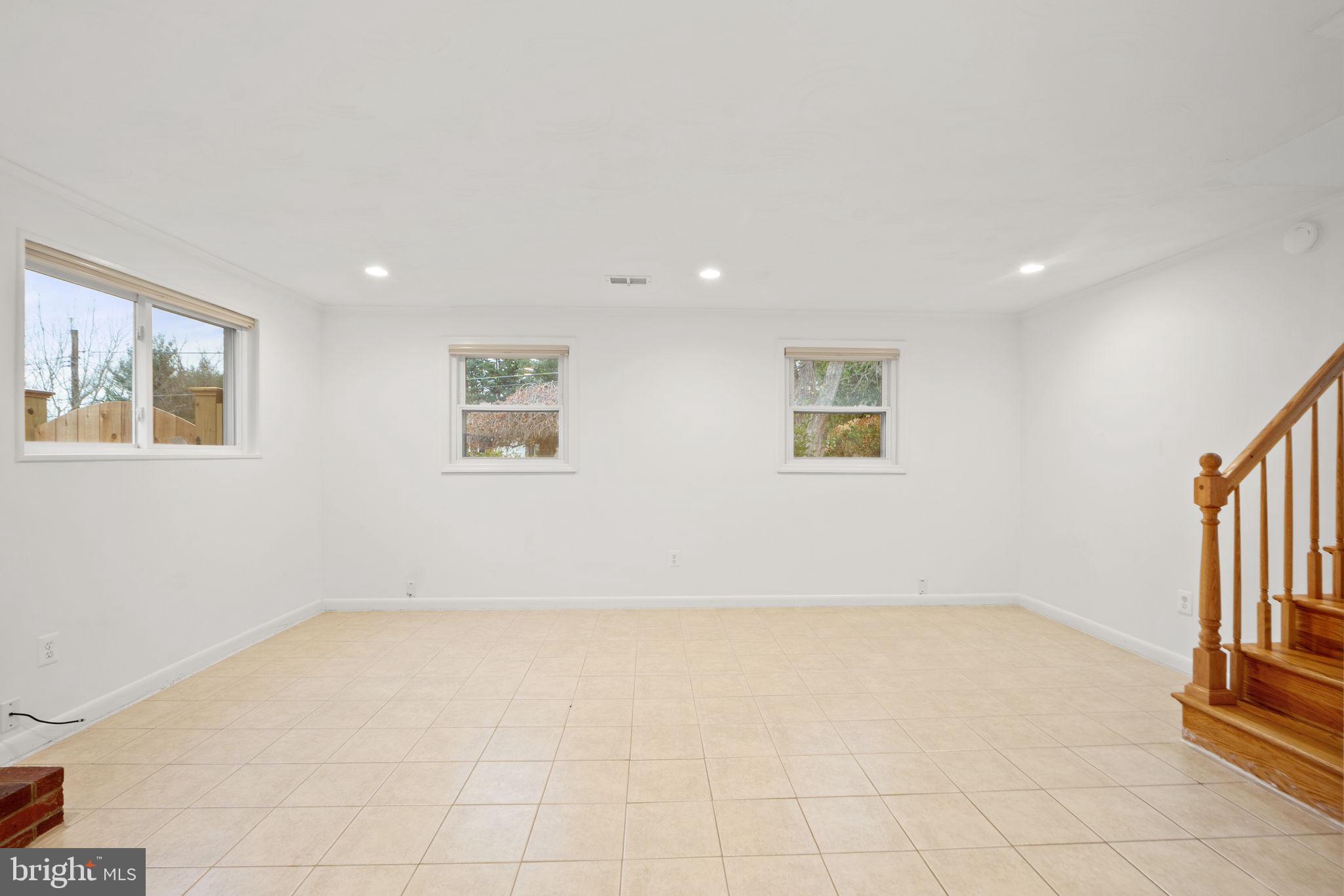 HUNGERFORD - Residential Lease