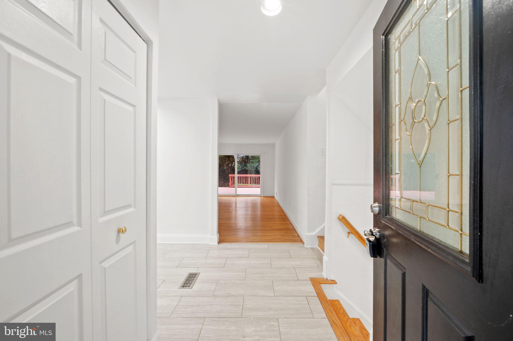 HUNGERFORD - Residential Lease