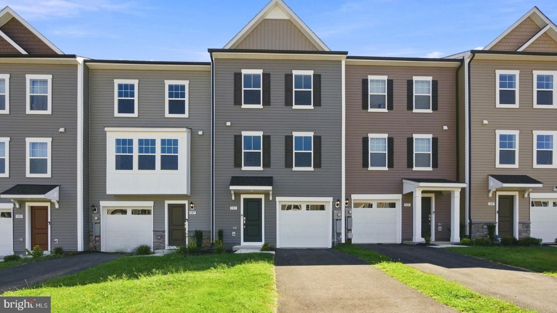 111 BOLINGBROKE WAY