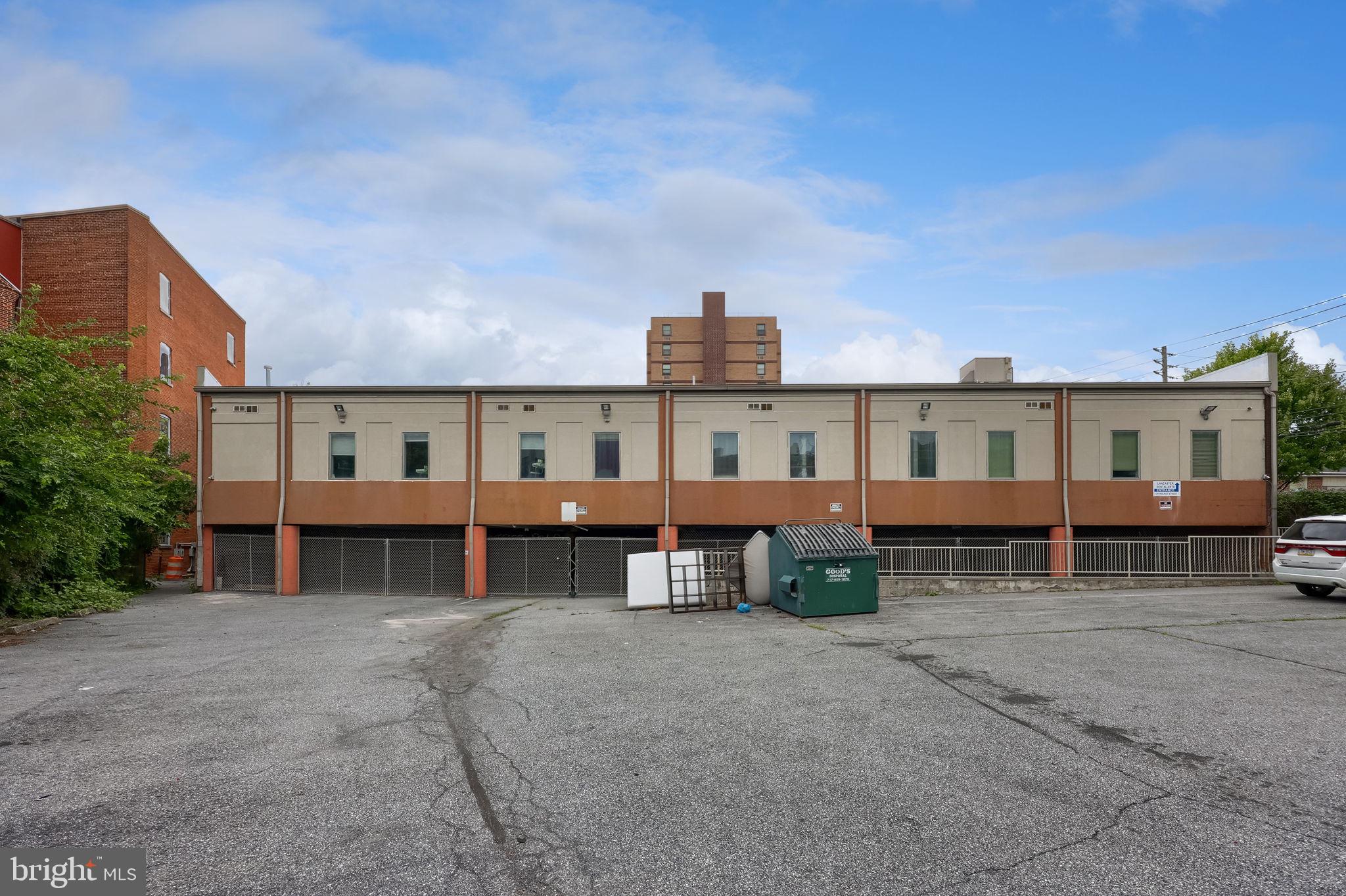 60 W WALNUT STREET
