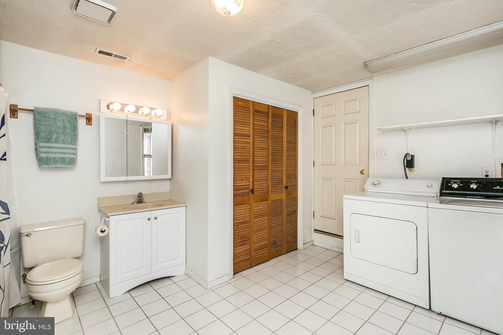 FEDERAL HILL HISTORIC DISTRICT - Residential Lease