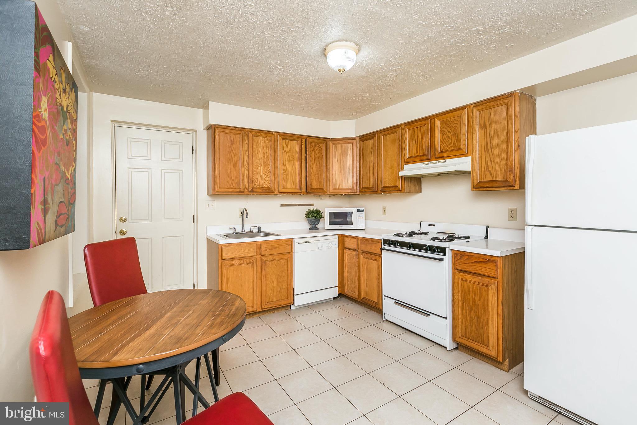 FEDERAL HILL HISTORIC DISTRICT - Residential Lease