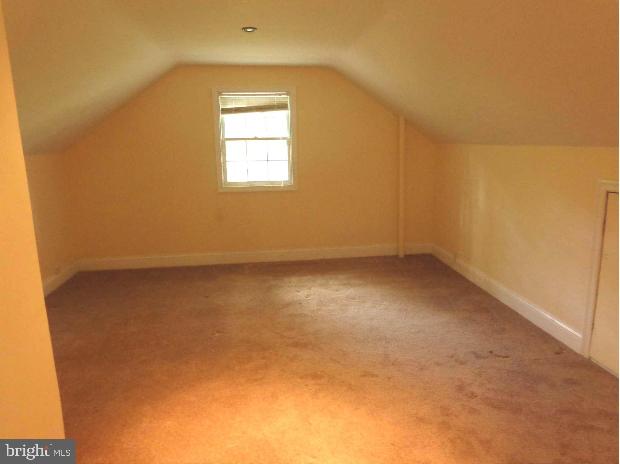 SEVERN - Residential Lease