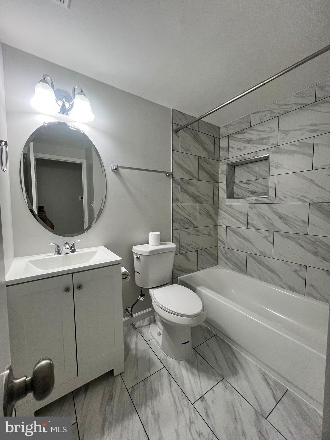 FREDERICKTOWNE VILLAGE - Residential Lease