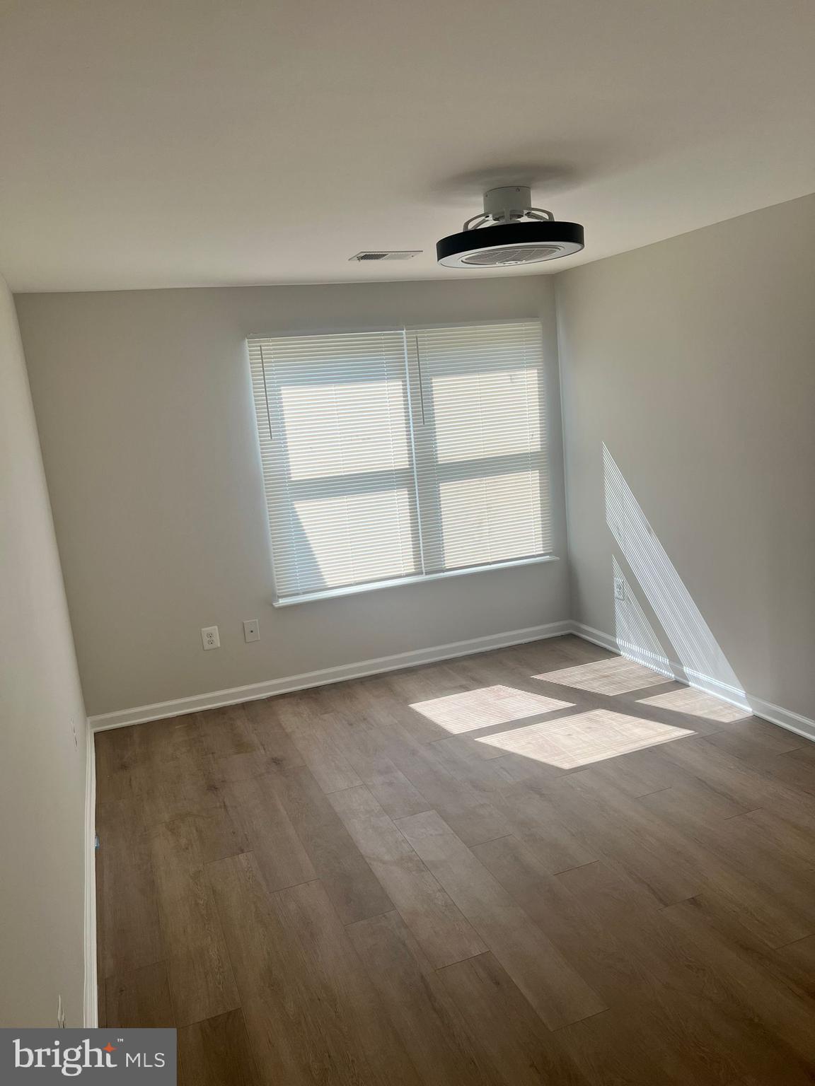 FREDERICKTOWNE VILLAGE - Residential Lease