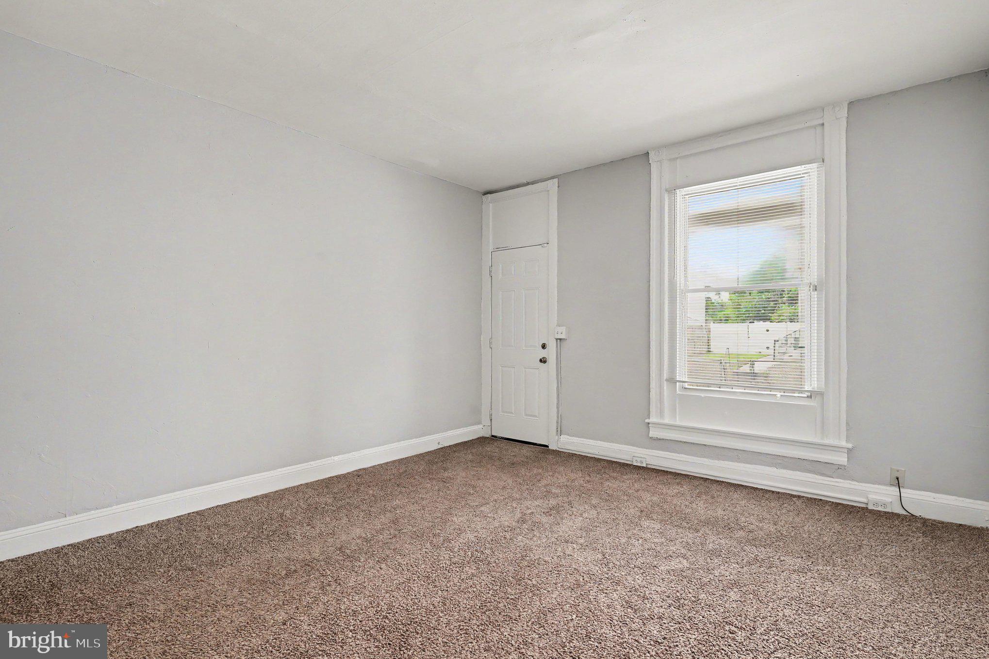 1122 MONTPELIER STREET