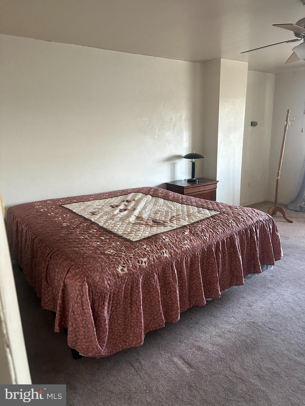 PINEWAY TOWERS - Residential