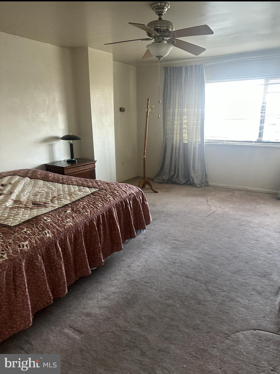 PINEWAY TOWERS - Residential