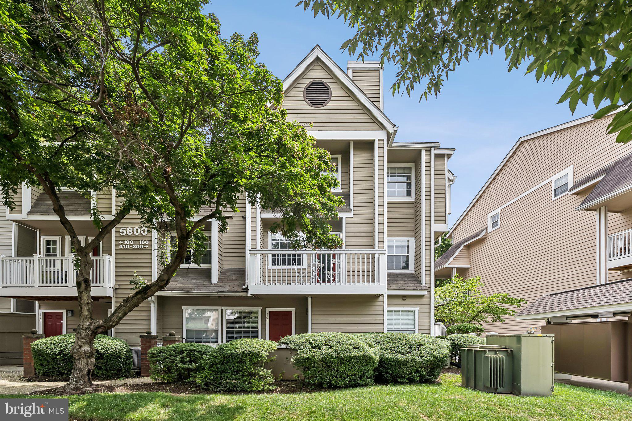 Nestled in the highly sought-after Gables of Tuckerman community, Unit 410 at 5800 Inman Park Circle offers a stylish and comfortable living experience in the heart of North Bethesda. This beautifully updated two-bedroom, two-bath condo spans just over 1,000 square feet and features a smart two-level layout ideal for both relaxation and entertaining. The home welcomes you with a sun-drenched open living area, complete with a cozy fireplace, rich hardwood floors, and large windows that overlook a serene, tree-lined setting.
The fully renovated kitchen is a standout, offering granite countertops, stainless steel appliances, custom cabinetry, and an oversized kitchen island that opens to the living space — perfect for modern living. Both spacious bedrooms feature en-suite bathrooms and generous closet space, while thoughtful touches like built-in shelving and an in-unit washer/dryer add everyday convenience. With tasteful updates throughout, this home effortlessly combines comfort, function, and design.
Beyond the unit itself, residents enjoy access to resort-style amenities including a full pool complex - including a lap pool, family pool and kiddie pool, tennis and racquetball courts, a fitness center, clubhouse, and more. The location is unbeatable — just minutes from Grosvenor and White Flint Metro stations, I-495 and I-270, as well as popular destinations like Pike & Rose, Wildwood Shopping Center, and downtown Bethesda. Whether you're a commuter, a first-time buyer, or downsizing into something with less upkeep, Unit 410 offers the perfect blend of location, lifestyle, and value.
All measurements are approximate. Property details and square footage should be independently verified.