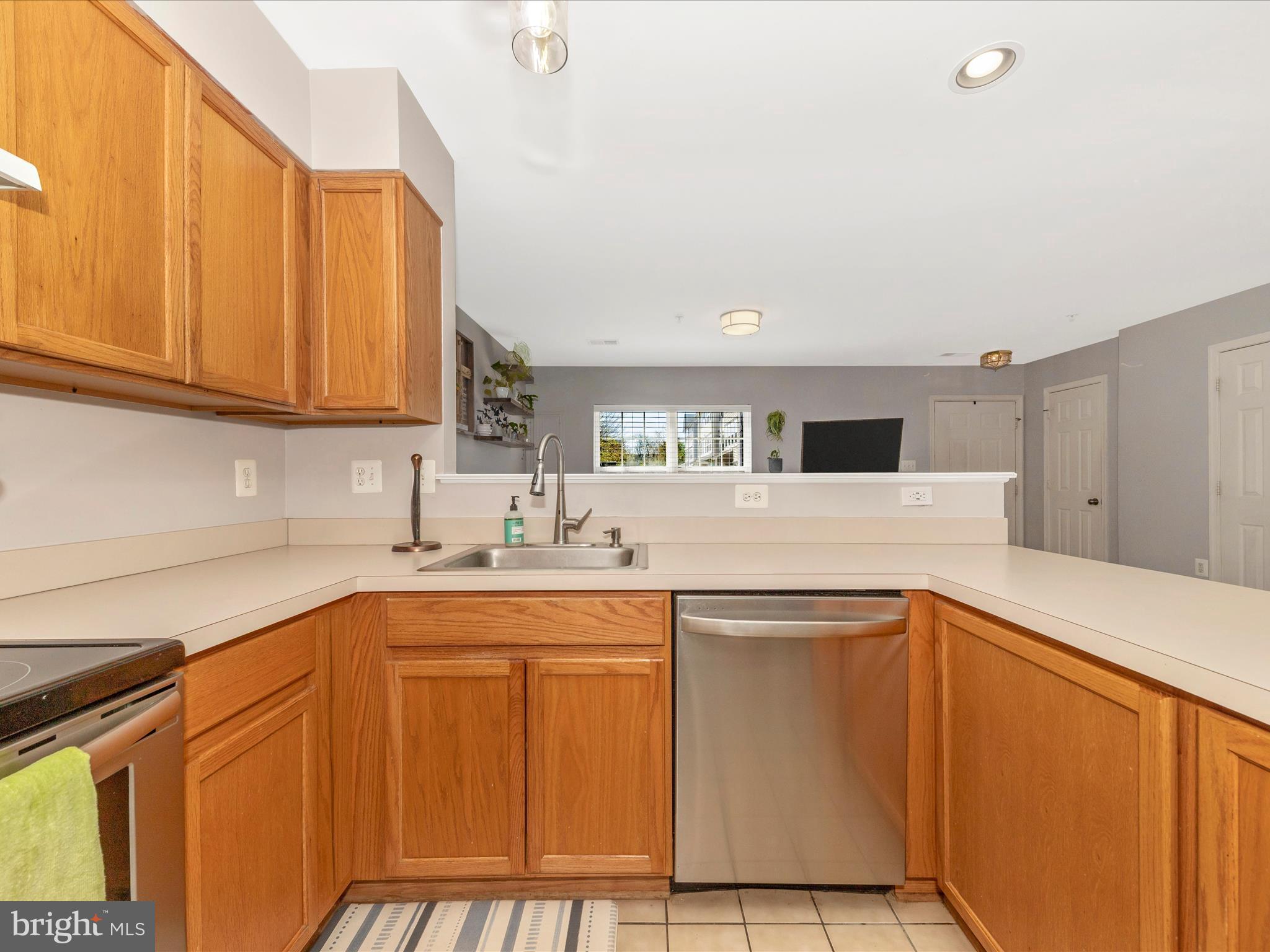 WELLINGTON TRACE - Residential