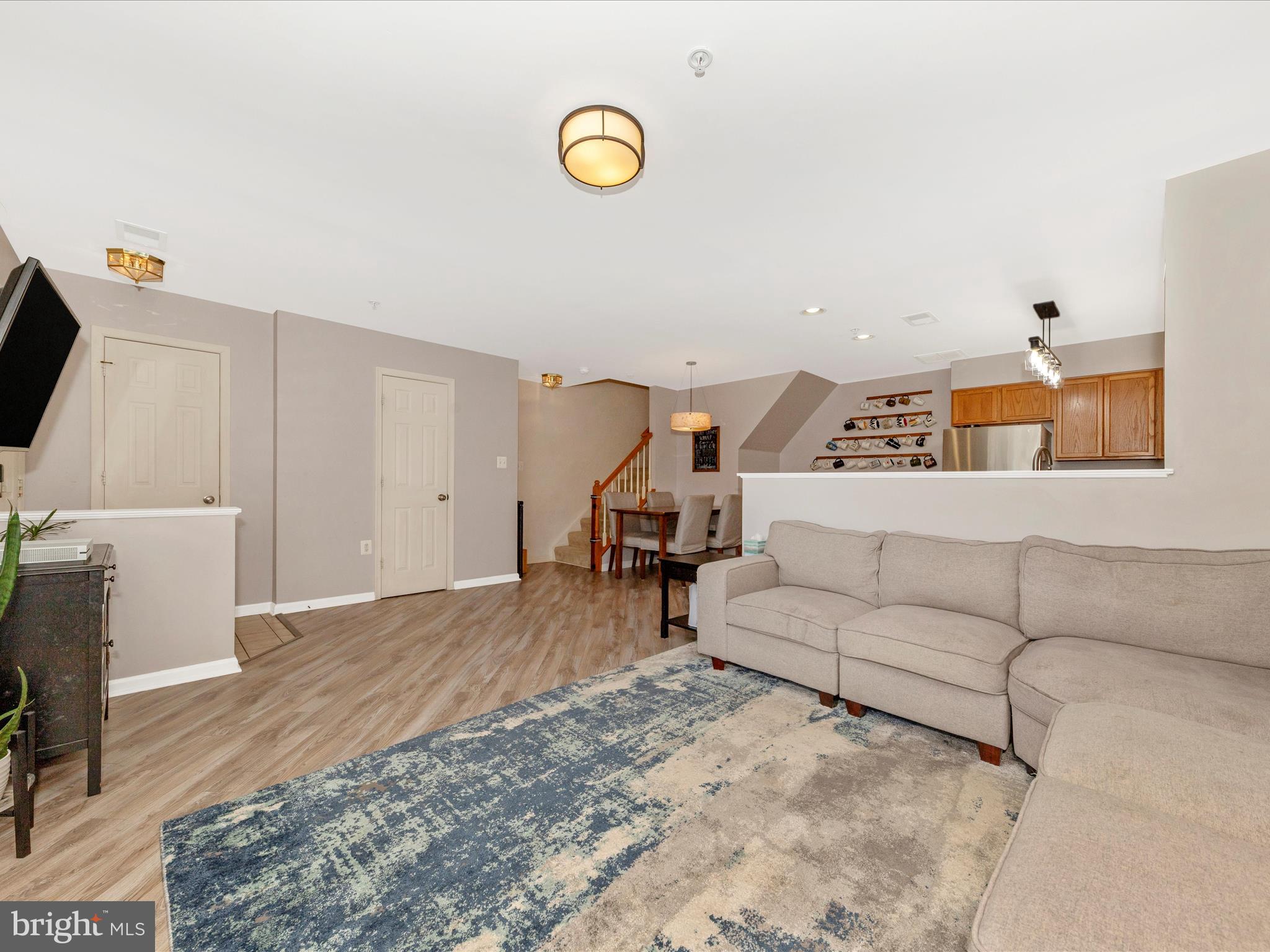 WELLINGTON TRACE - Residential