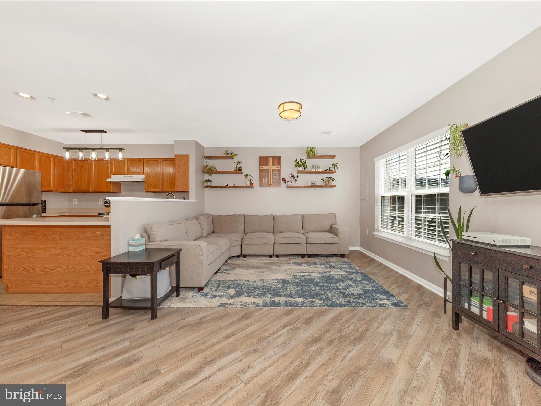 WELLINGTON TRACE - Residential