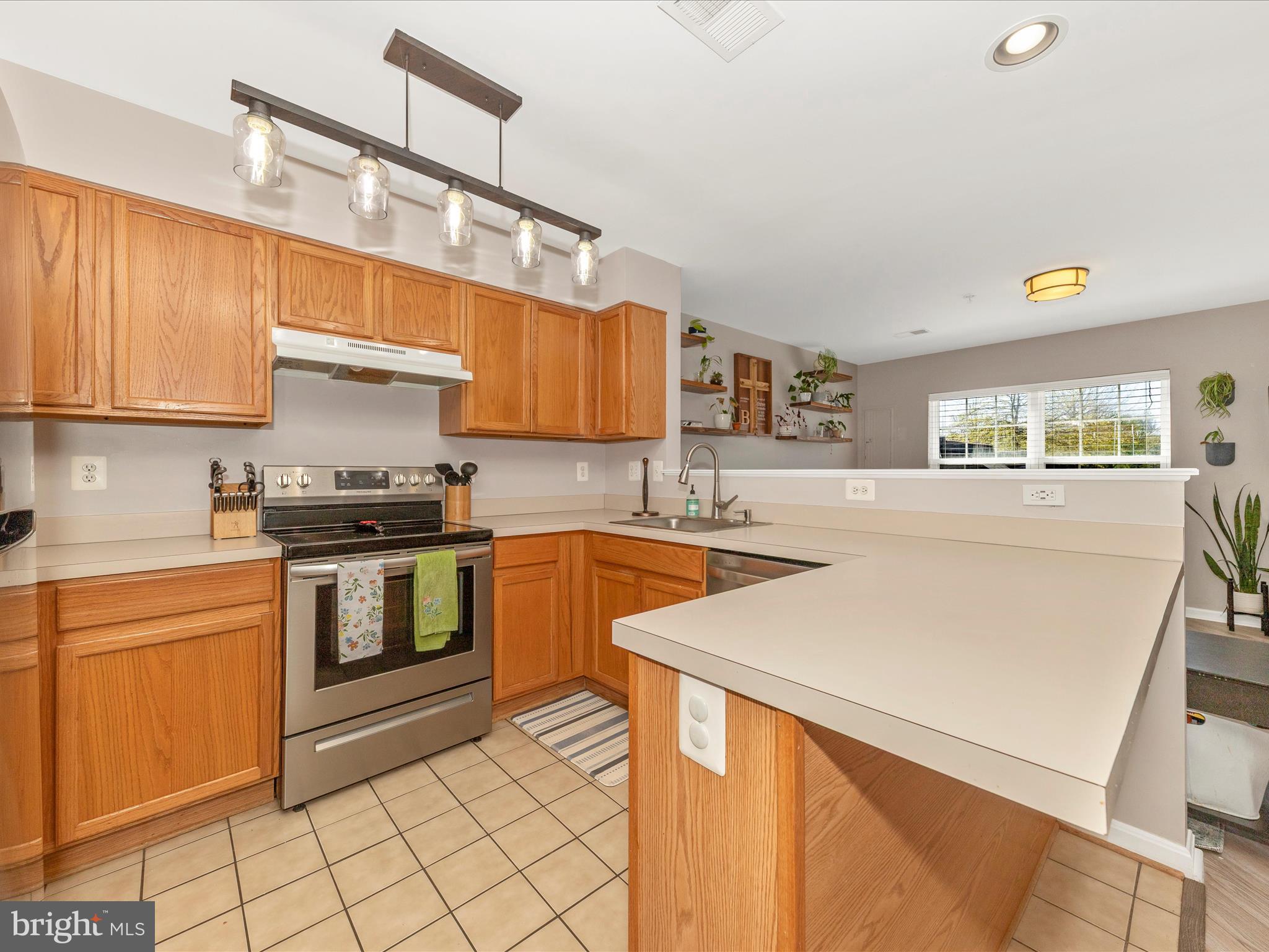 WELLINGTON TRACE - Residential