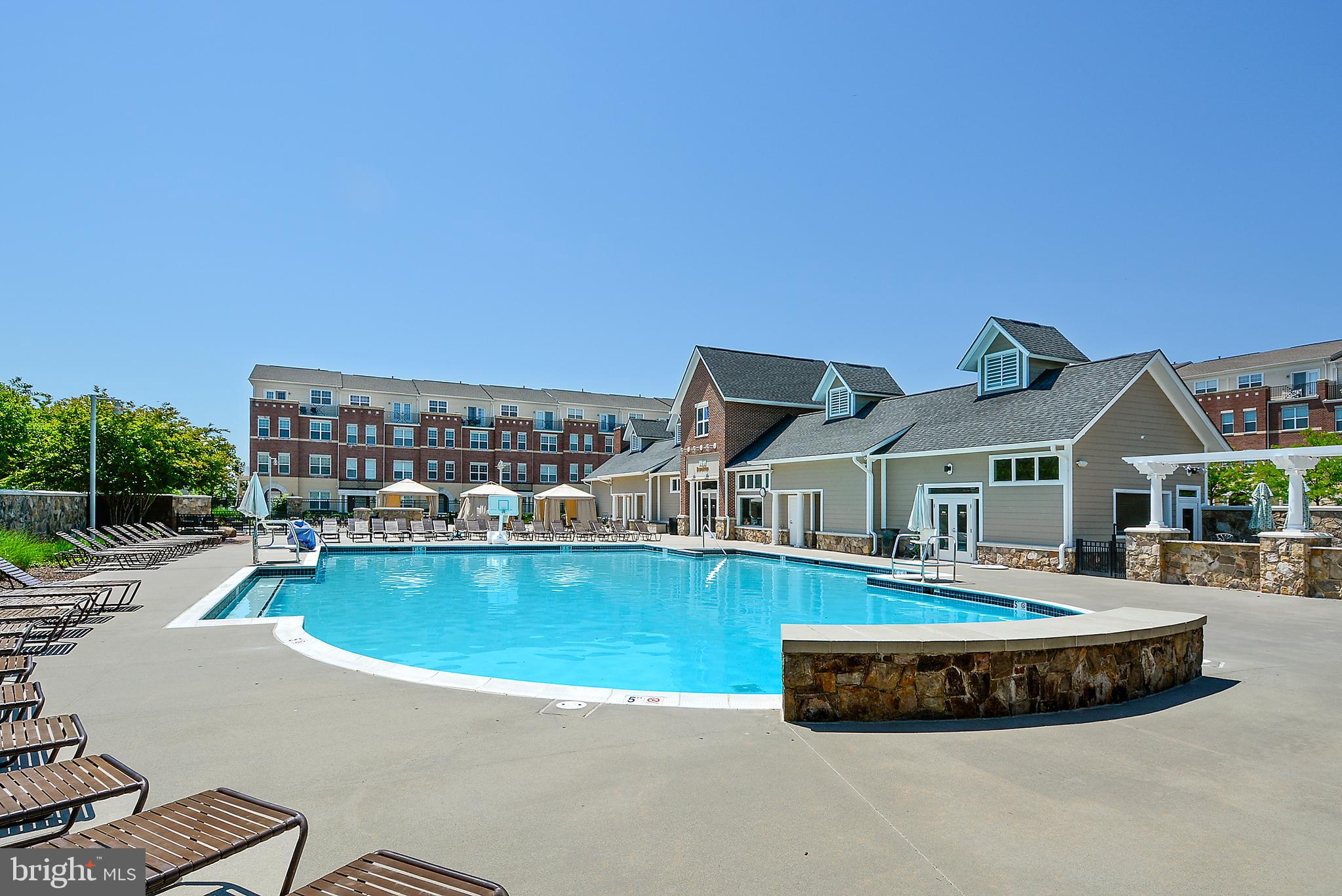 BRAMBLETON TOWN CENTER - Residential