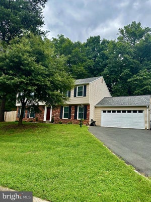 2281 DOSINIA CT, RESTON, VA 20191 - Image a98c640c8ff1cdbc778746a75a1e44de/249137008