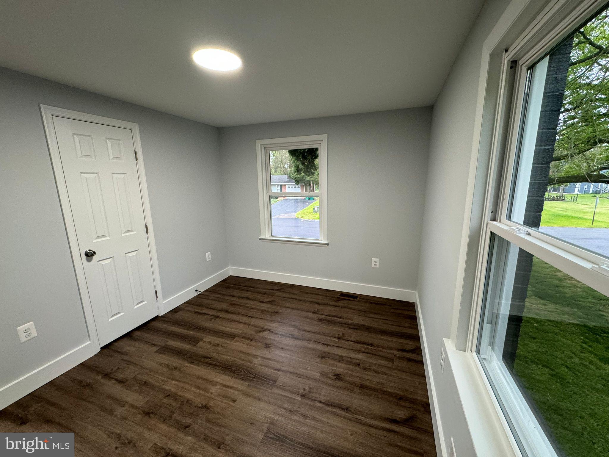 ORCHARD HILLS - Residential