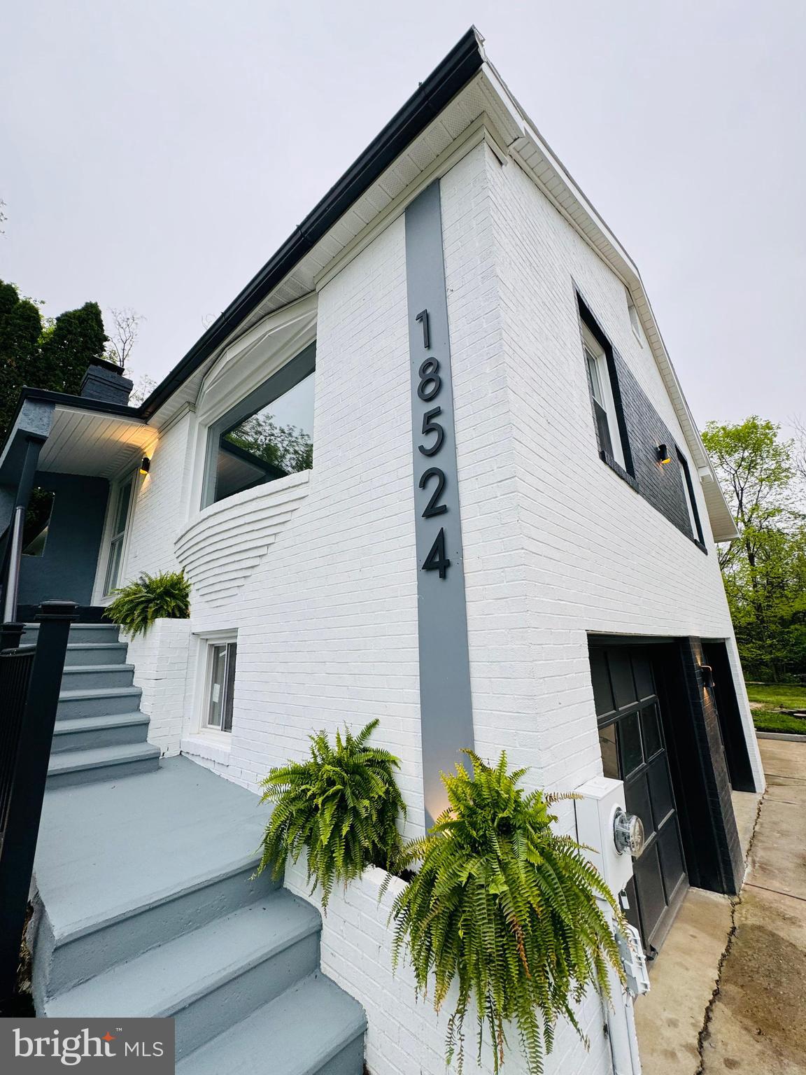 ORCHARD HILLS - Residential