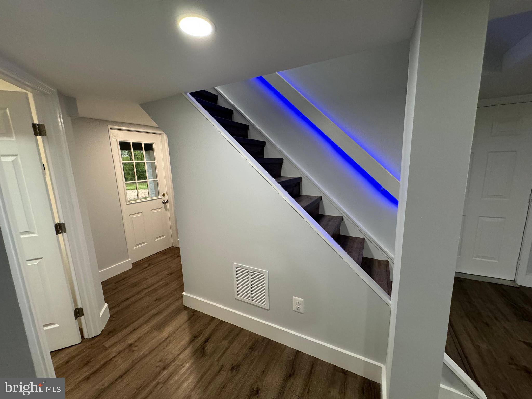 ORCHARD HILLS - Residential