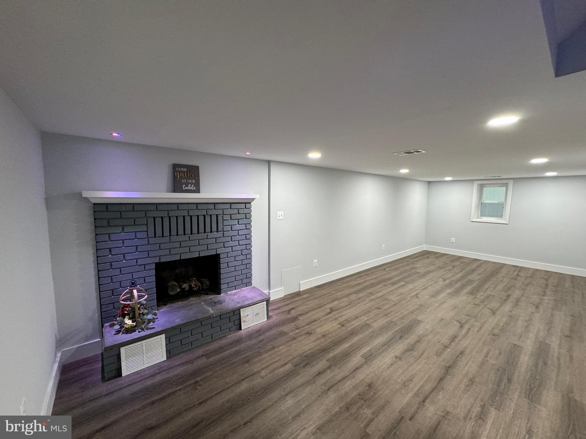 ORCHARD HILLS - Residential