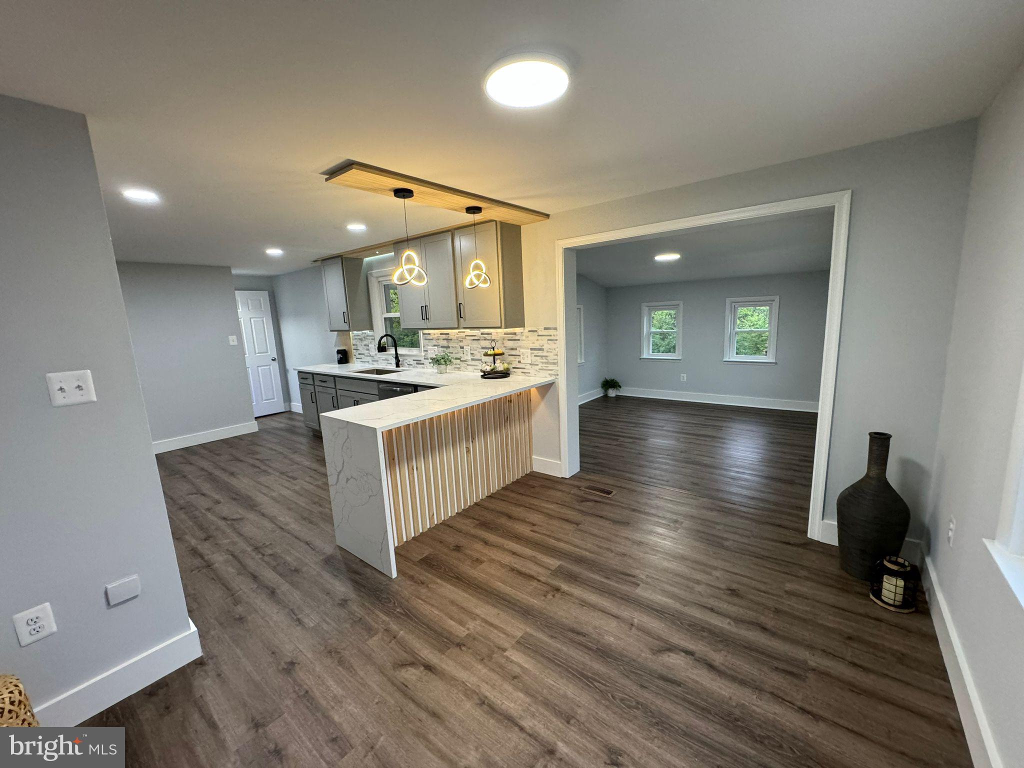 ORCHARD HILLS - Residential