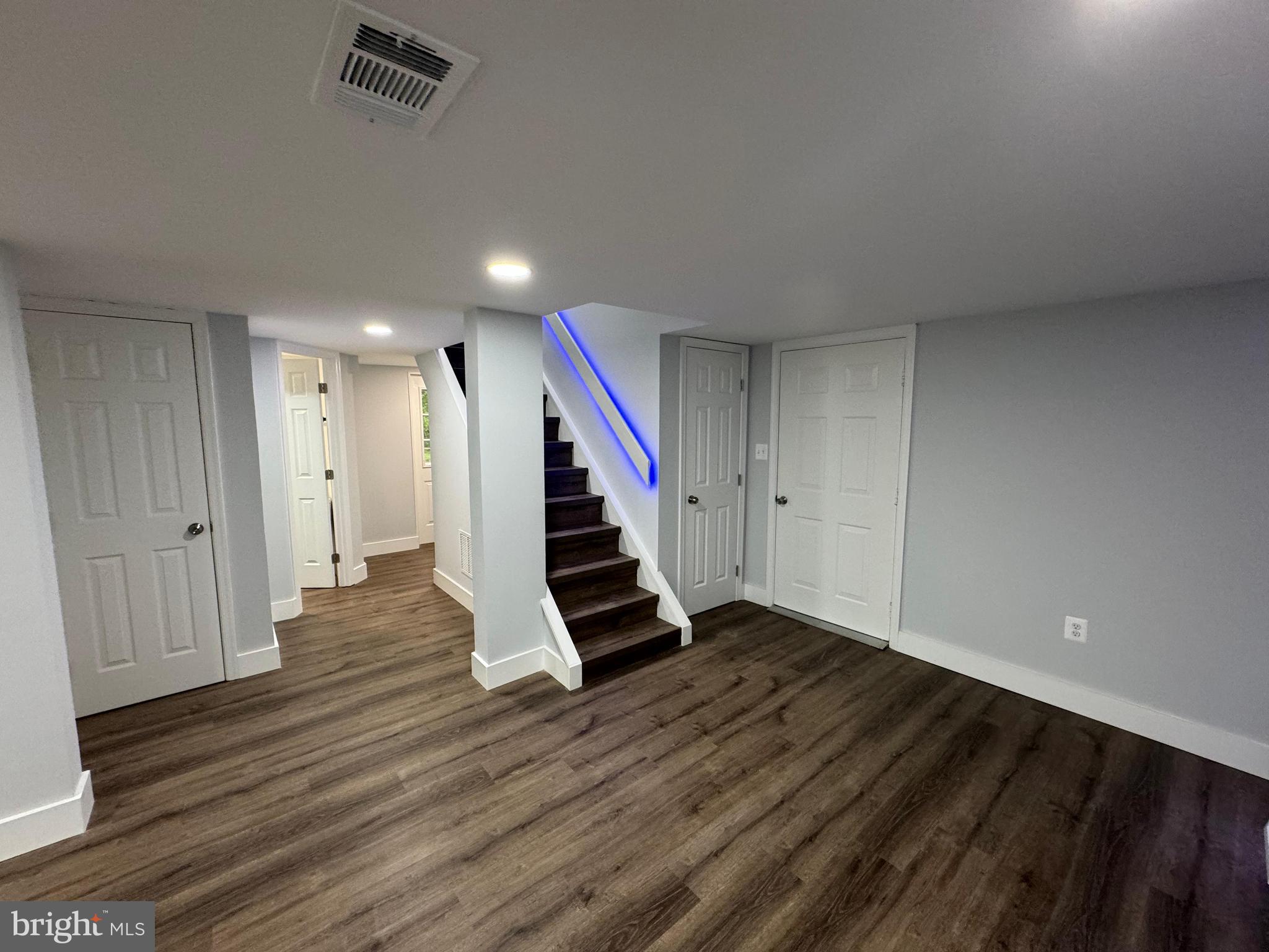 ORCHARD HILLS - Residential