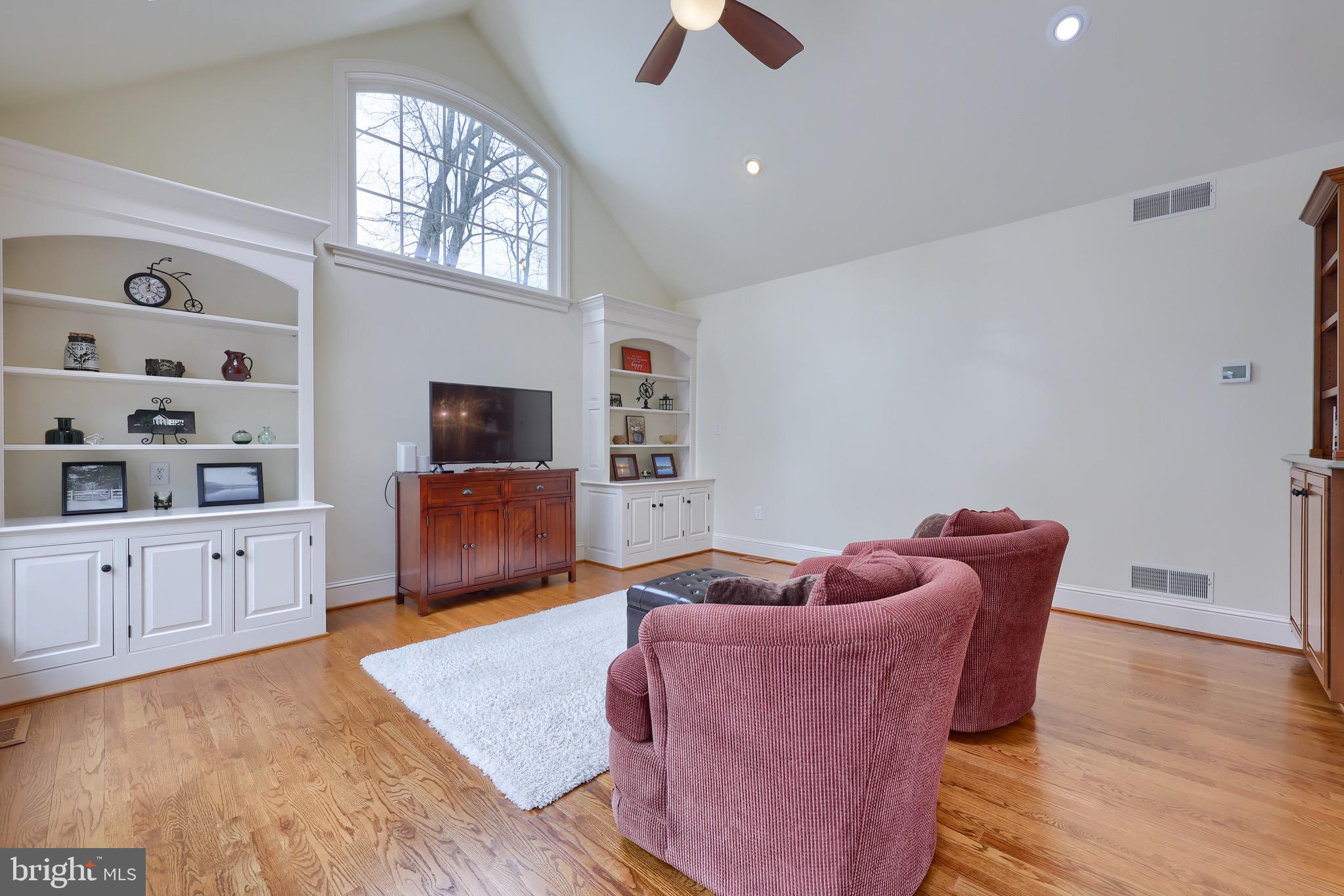ROSENMILLER FARMS - Residential