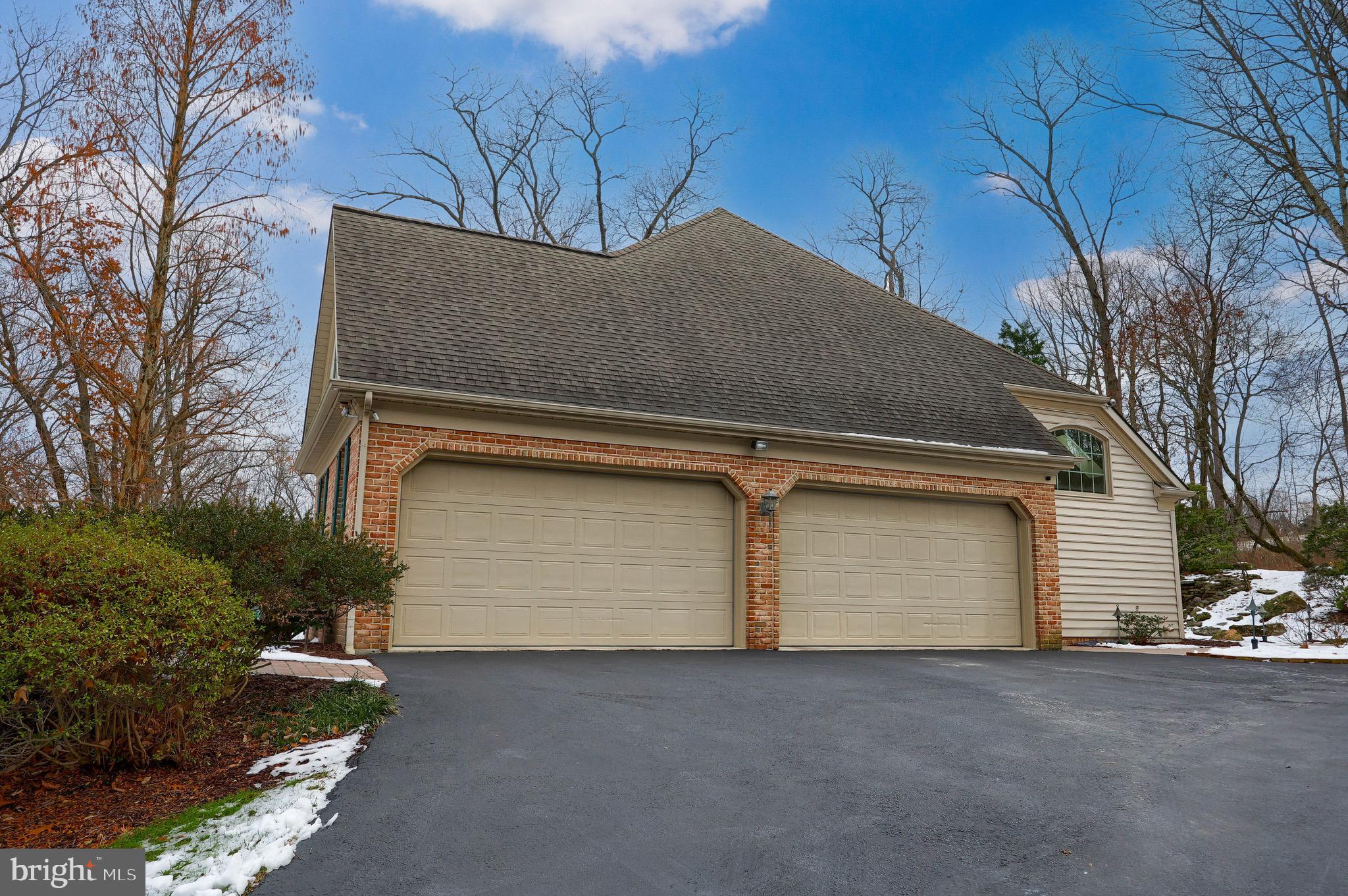 ROSENMILLER FARMS - Residential