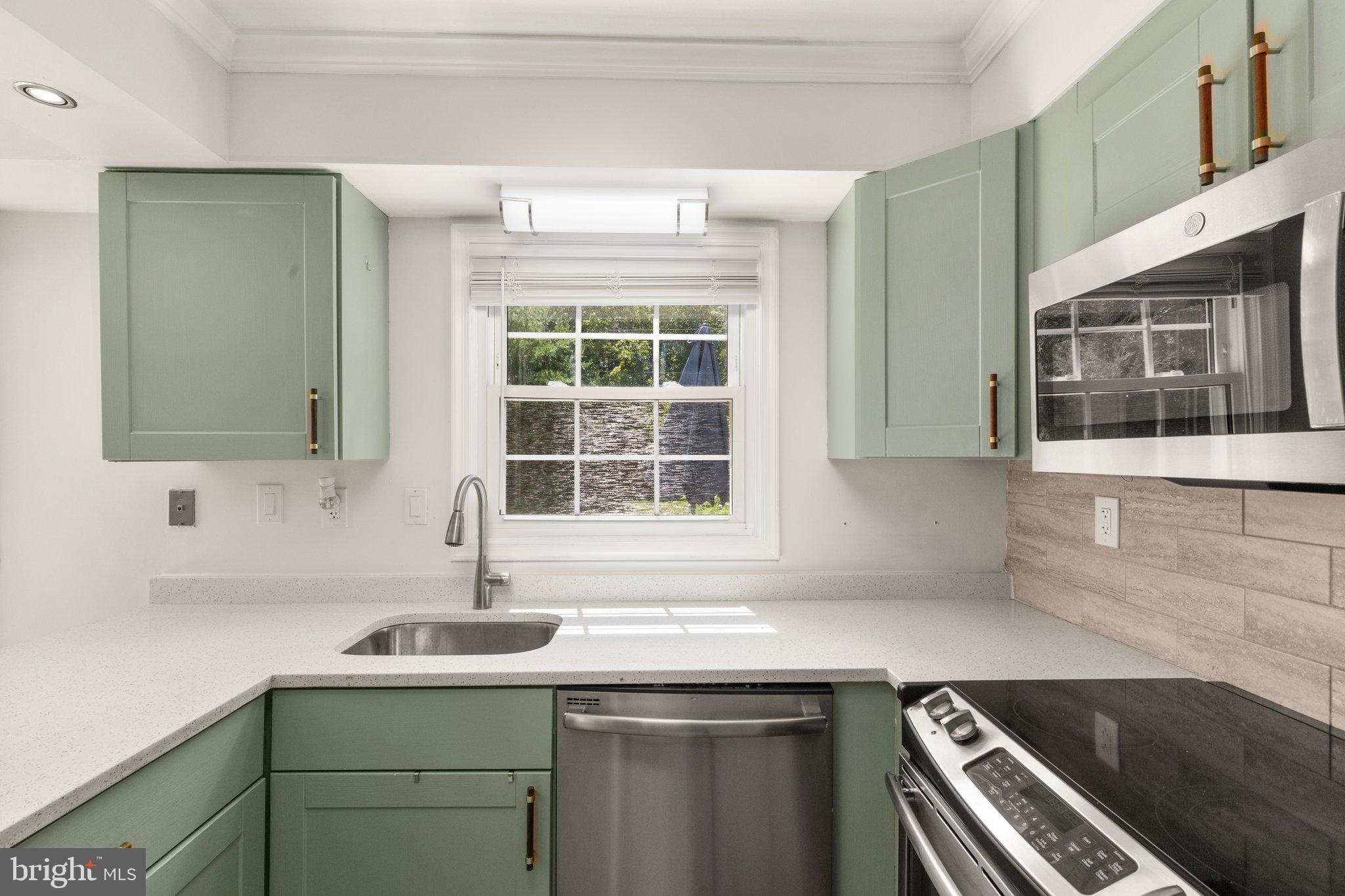 MONTPELIER - Residential