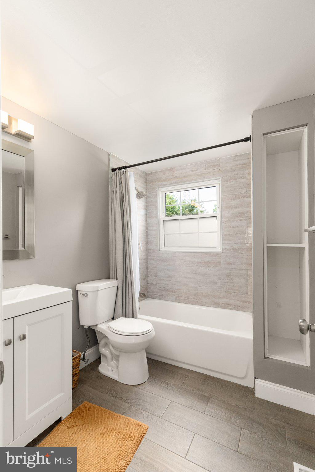 MONTPELIER - Residential