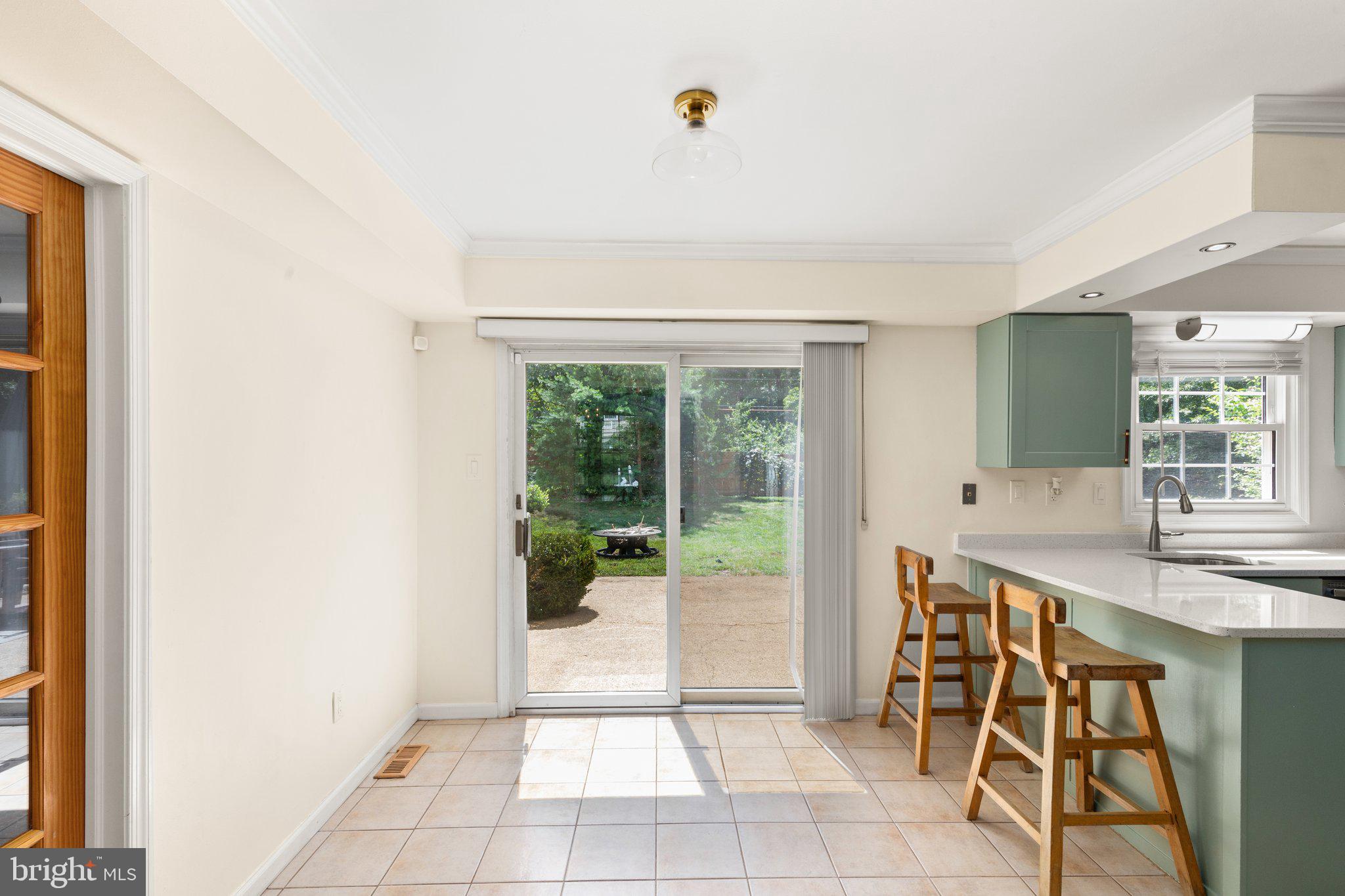 MONTPELIER - Residential