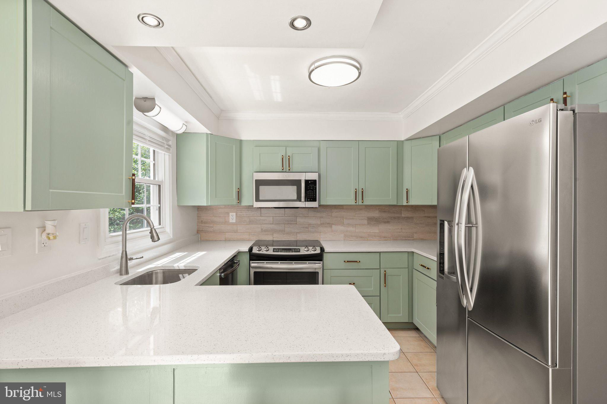 MONTPELIER - Residential