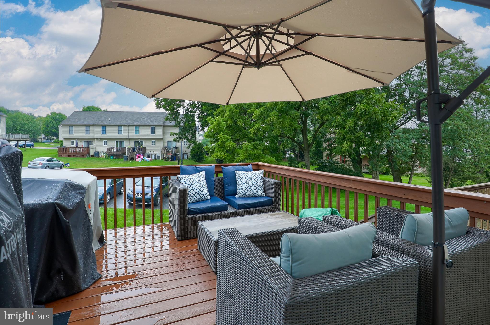 HAMPTON CHASE - Residential