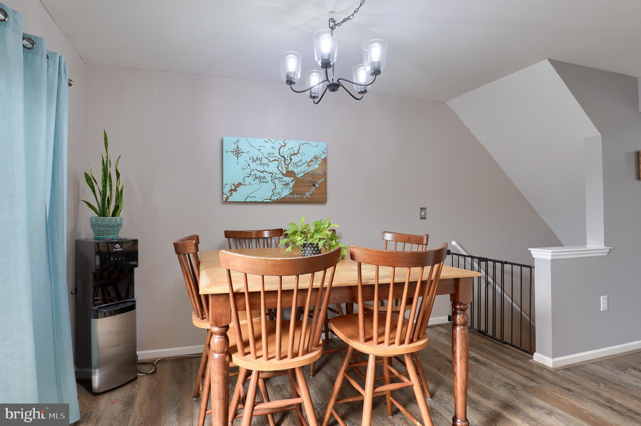 HAMPTON CHASE - Residential