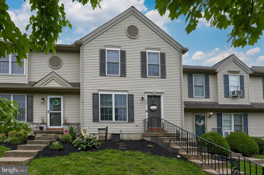 This charming "Hampton Chase" townhome offers 3 bedrooms, 1.5 baths, finished lower level with direct access to the backyard, and laminate plank flooring throughout the first floor. Recent improvements include a new roof, water heater, dishwasher, and central air unit. This conveniently located property is located just minutes from parks, schools, shopping, highways, and healthcare.