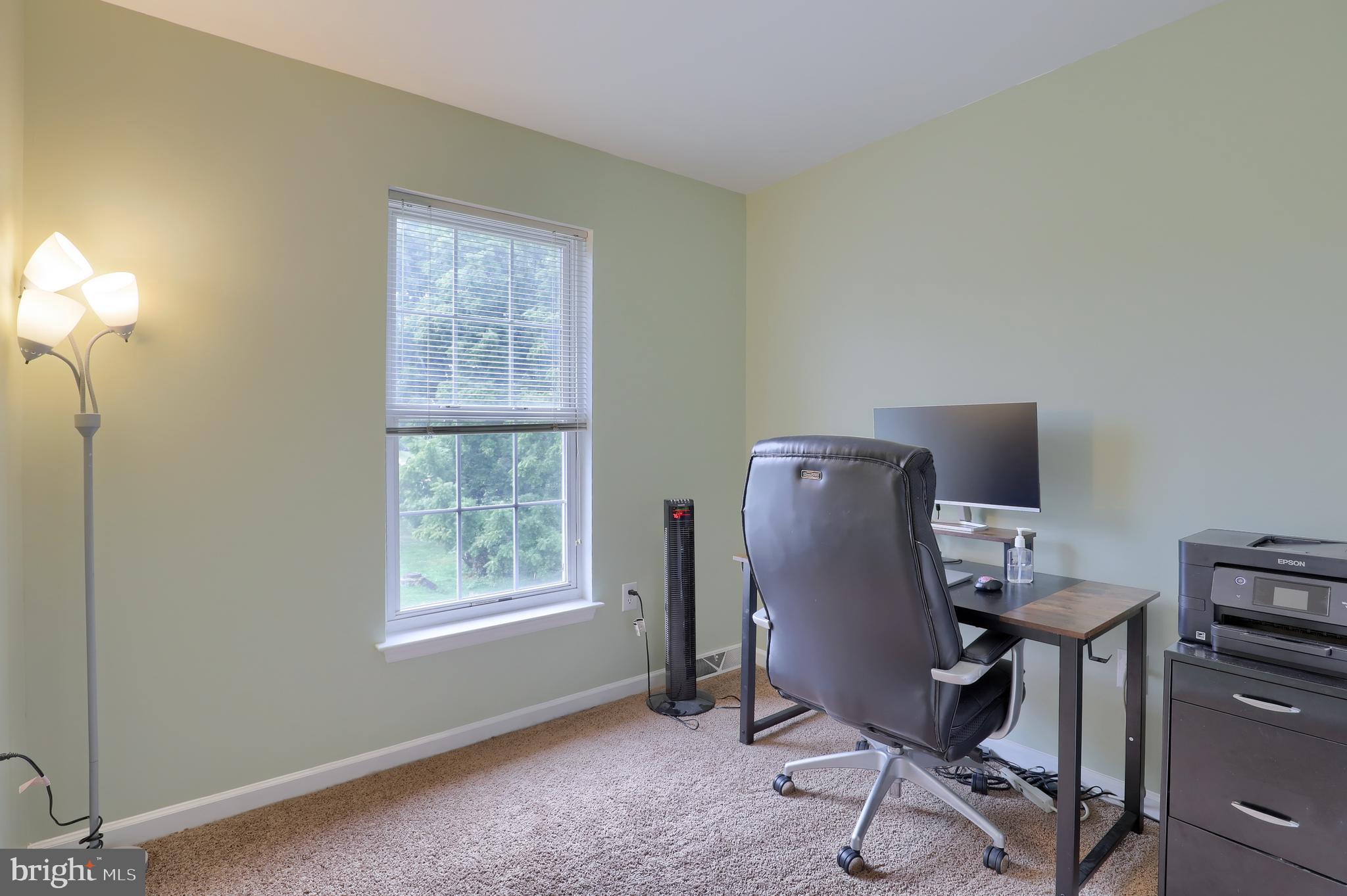 HAMPTON CHASE - Residential