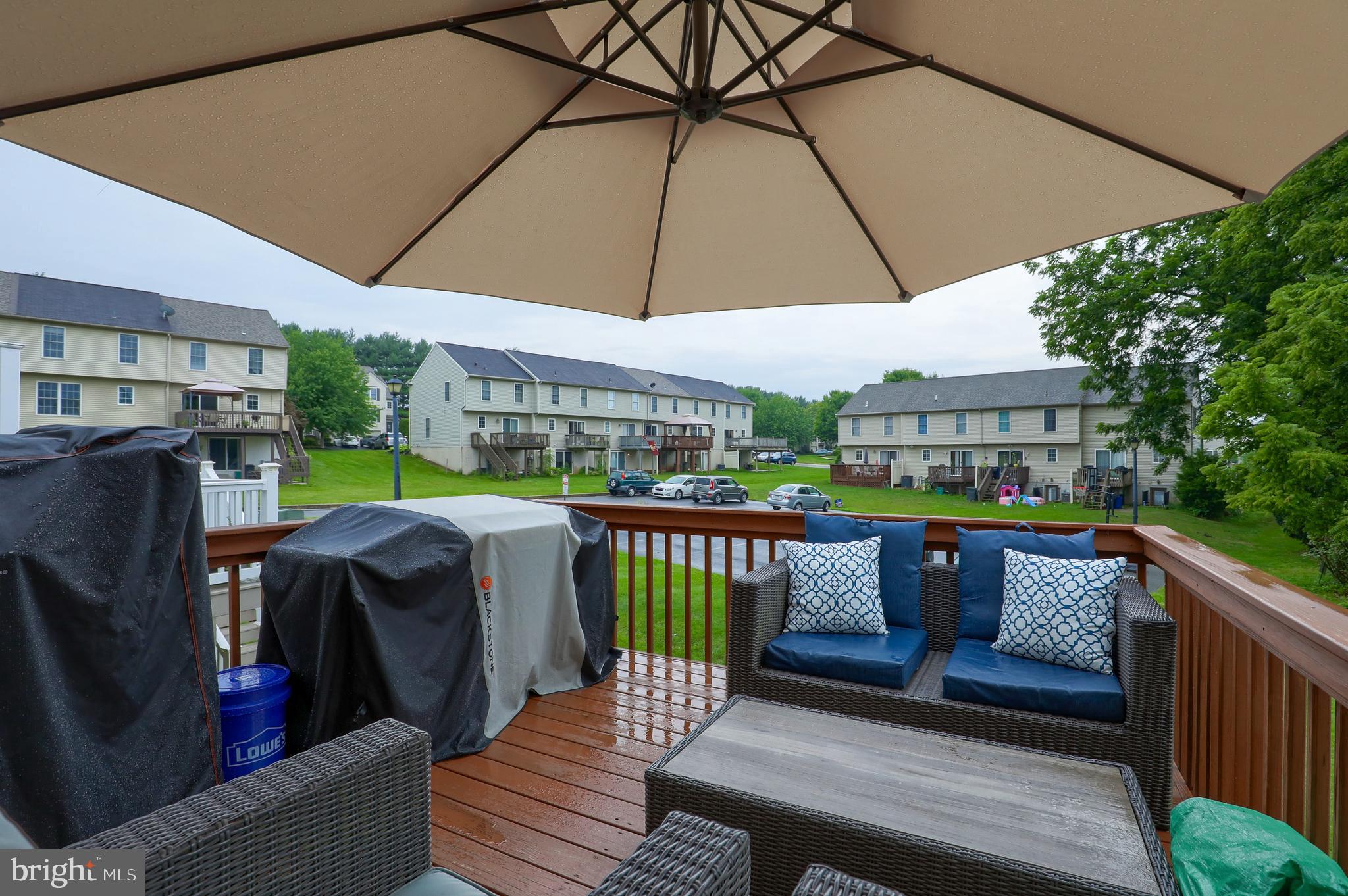 HAMPTON CHASE - Residential